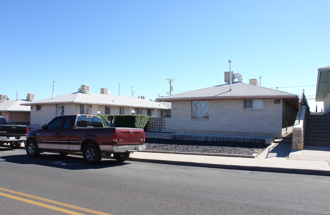 3420 Hayes Ave in El Paso, TX - Building Photo