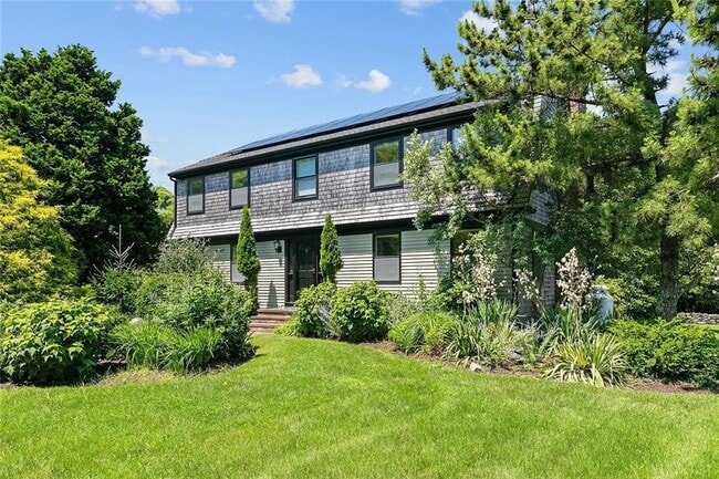 30 Battery Ln in Jamestown, RI - Building Photo - Building Photo