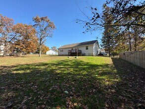 21105 Larson Rd in Waynesville, MO - Building Photo - Building Photo