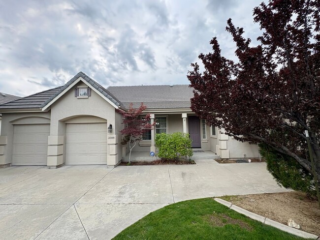 property at 3308 Forest View Ln