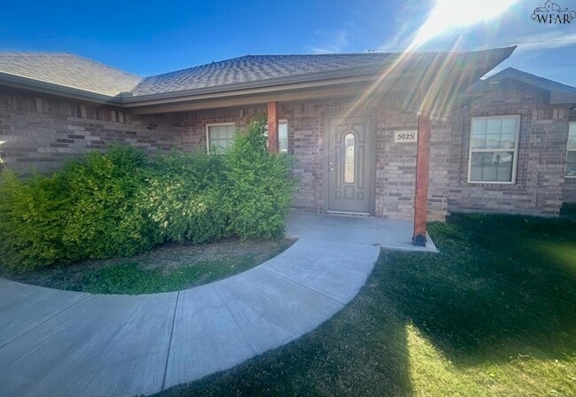 5025 Olivia Ln in Wichita Falls, TX - Building Photo - Building Photo