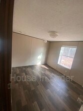 124 Shamrock Park Dr in Landrum, SC - Building Photo - Building Photo