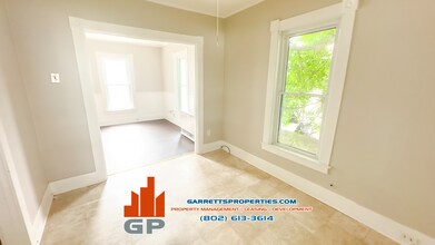 4 Shurtleff Pl, Unit 2 in Barre, VT - Building Photo - Building Photo