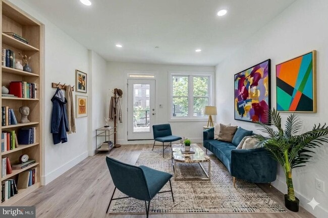 property at 1626 K St NE