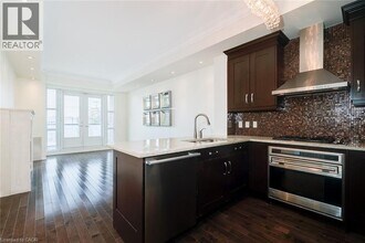 1717 Avenue Rd in Toronto, ON - Building Photo - Building Photo