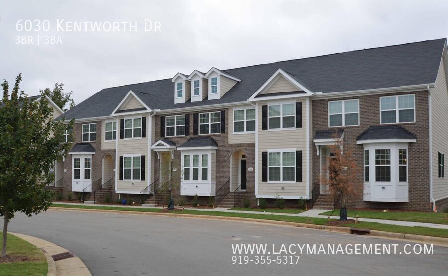 6030 Kentworth Dr in Holly Springs, NC - Building Photo