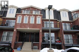 45 Cedarhill Crescent in Kitchener, ON - Building Photo