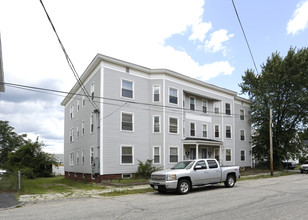 680 Harvard St in Manchester, NH - Building Photo - Building Photo