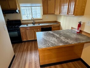 2445 Ben Hogan Ave in Wasilla, AK - Building Photo - Building Photo