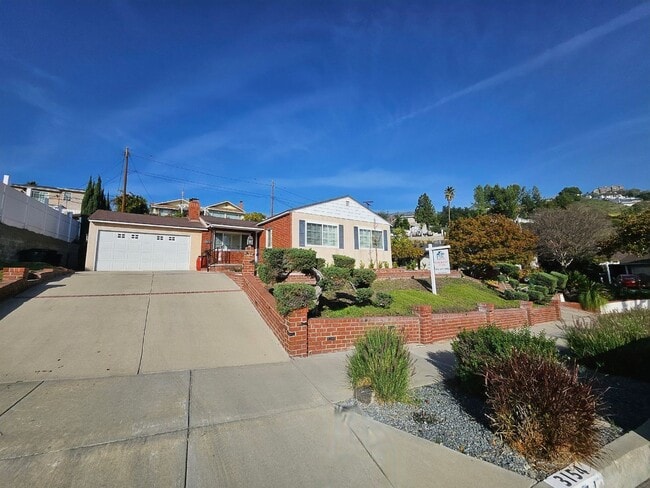 property at 3154 Jolley Dr