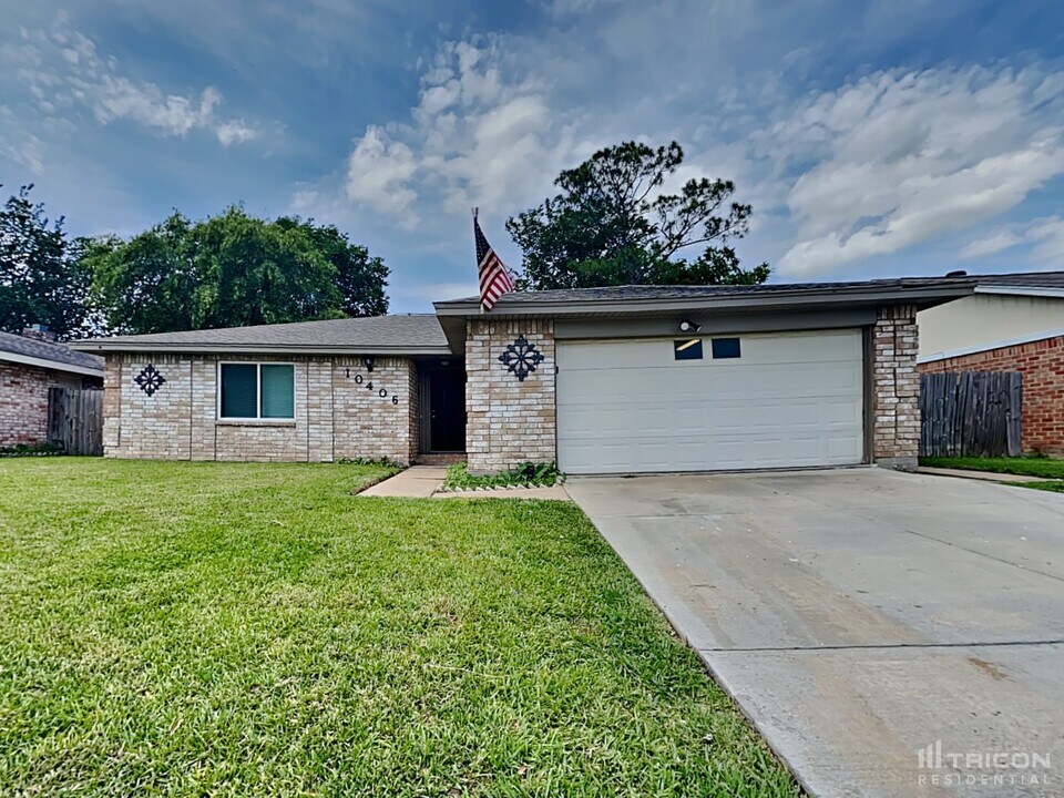10406 Overview Dr in Sugar Land, TX - Building Photo