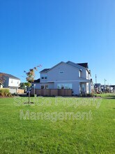 3887 SE Muddy Ln in Hillsboro, OR - Building Photo - Building Photo