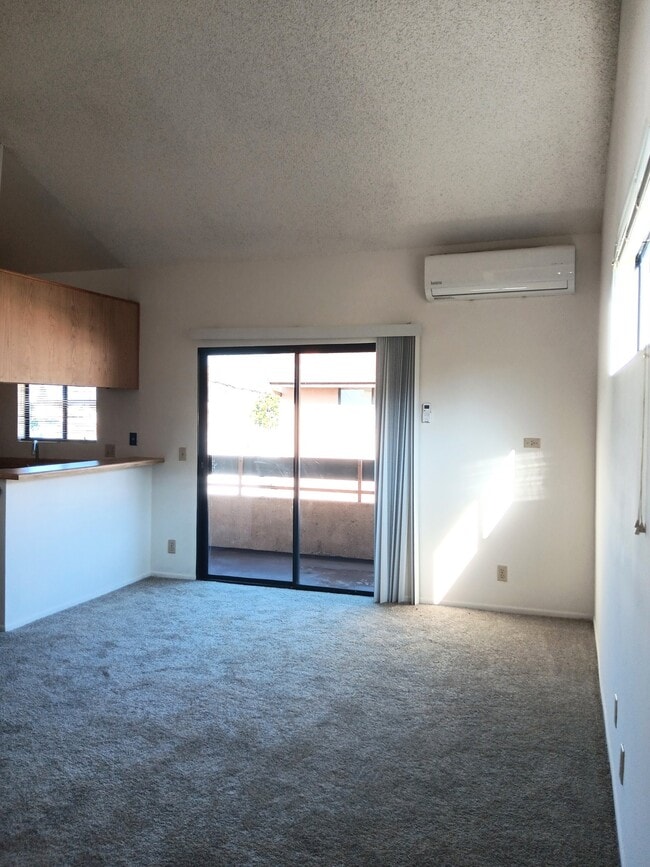 10965 Fruitland Dr