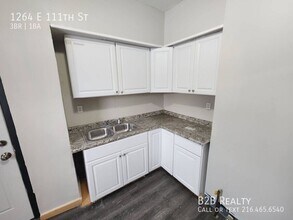 1264 E 111th St in Cleveland, OH - Building Photo - Building Photo