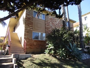 4911-4917 Del Mar Ave in San Diego, CA - Building Photo - Building Photo