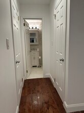 14146 Pershing Cres, Unit 3 in Jamaica, NY - Foto de edificio - Building Photo