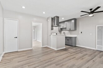 1655 W Malvern Ave in Fullerton, CA - Building Photo - Building Photo