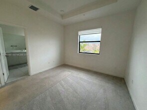 15955 SW 2nd St in Pembroke Pines, FL - Building Photo - Building Photo