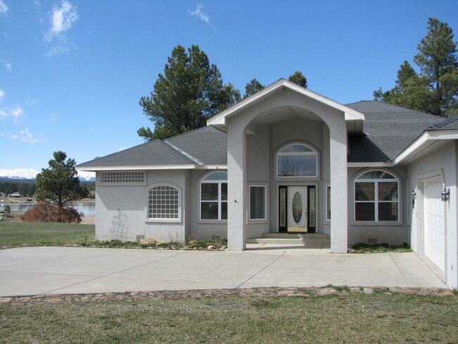 property at 89 Glen Eaton Dr