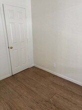 1318 Rexford Pl, Unit A in Las Vegas, NV - Building Photo - Building Photo