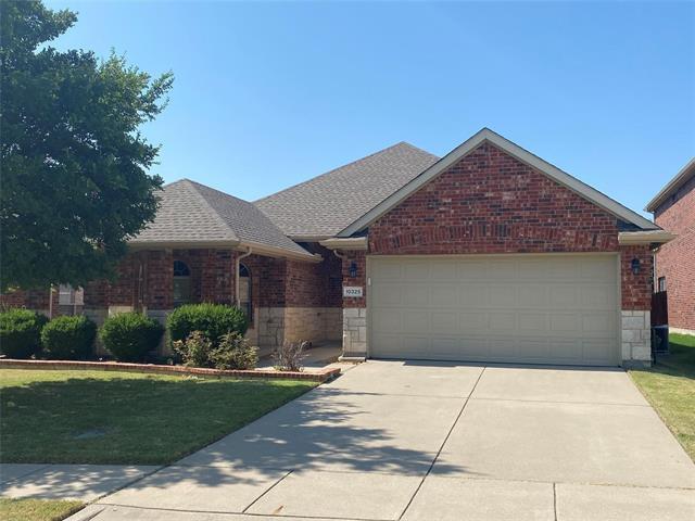 10325 Flat Creek Trail in McKinney, TX - Building Photo