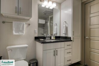 300 Enclave Dr in Conroe, TX - Building Photo - Building Photo