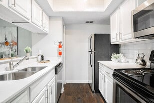 The Garrison in Dallas, TX - Building Photo