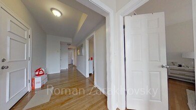 1932 Beacon St in Boston, MA - Building Photo - Building Photo