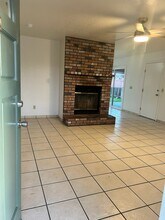 1008 Shadow Ridge Dr in Modesto, CA - Building Photo - Building Photo