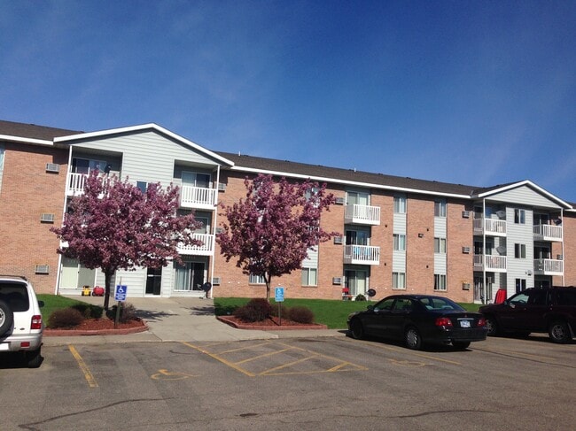 Prairie Village in Waconia, MN - Building Photo - Building Photo