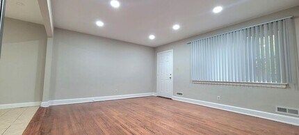 448 22nd Ave NE in Hickory, NC - Building Photo - Building Photo