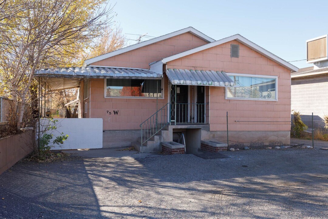 75 W 200 N in Richfield, UT - Building Photo