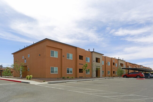 Keystone Place in El Paso, TX - Building Photo - Building Photo