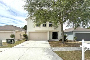 6439 Tabogi Trail in Wesley Chapel, FL - Building Photo