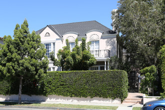 256 S Lasky Dr in Beverly Hills, CA - Building Photo - Primary Photo