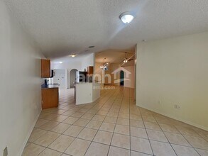 784 Lake Doe Blvd in Apopka, FL - Building Photo - Building Photo