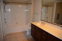 7575 Kirby Dr photo'