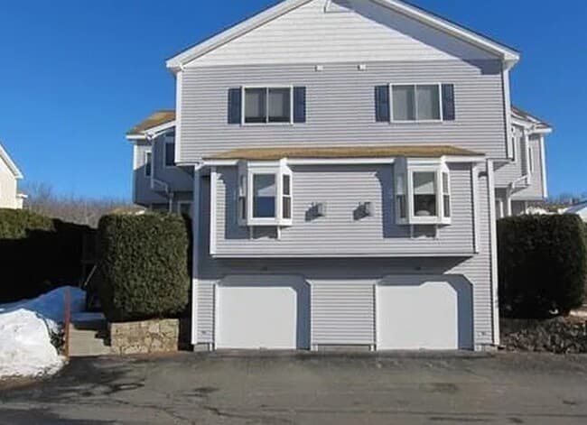 property at 138 Algonquin Trl