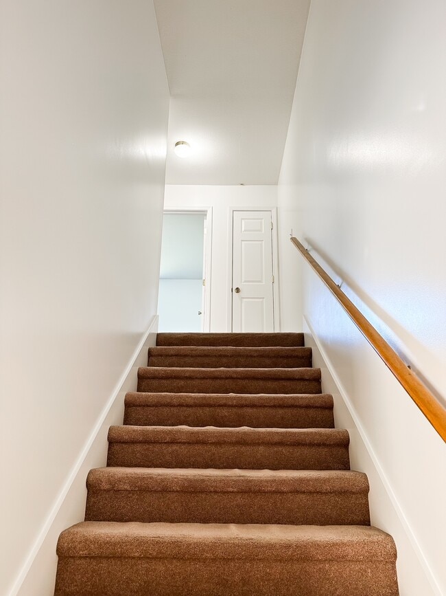 174 Boswell Cir in Sparta, TN - Foto de edificio - Building Photo