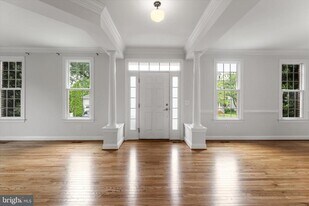 116 Desales Dr in Purcellville, VA - Building Photo