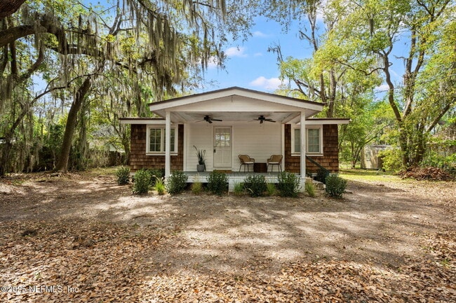 3520 Bessent Rd in Jacksonville, FL - Building Photo - Building Photo