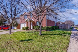 8529 Prairie Dawn Dr in Fort Worth, TX - Building Photo - Building Photo