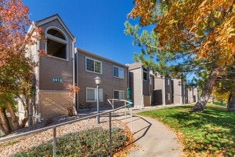 Sycamore Hills Apartments in Littleton, CO - Building Photo - Building Photo