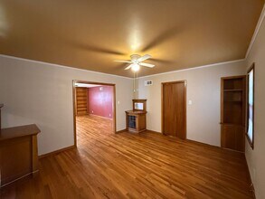 1212 Gidding St in Clovis, NM - Building Photo - Building Photo