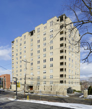 The Madison on Bellefield in Pittsburgh, PA - Building Photo - Building Photo