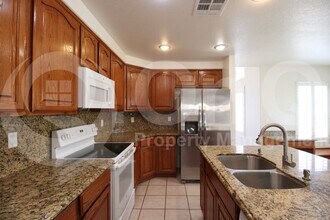 6321 E Roland St in Mesa, AZ - Building Photo - Building Photo