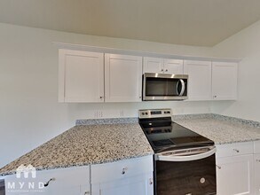 10325 Bridgetown Ln in Crowley, TX - Building Photo - Building Photo