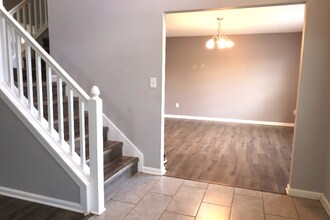 12102 Raiders Blvd in Fishers, IN - Building Photo - Building Photo