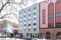 2438-38 Steinway St in Astoria, NY - Foto de edificio - Building Photo