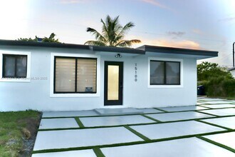 15100 Polk St in Miami, FL - Building Photo - Building Photo